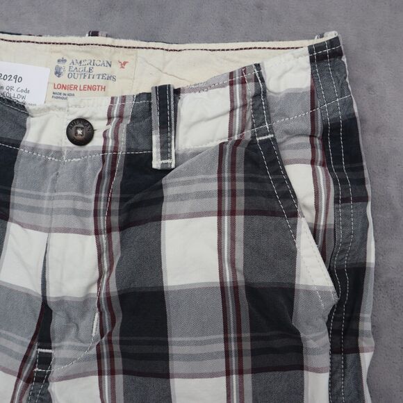 American Eagle Shorts Mens 30 Black Check Plaid Longer Length Uniform Preppy - Picture 13 of 15
